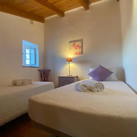 Quinta Amendoeiras Apartment *