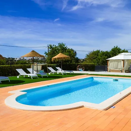 Quinta Amendoeiras Daire *